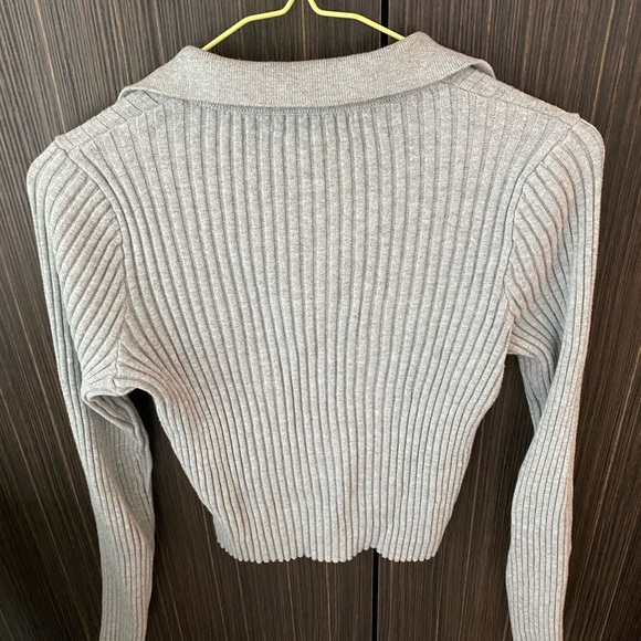 Rare brandy Melville ribbed polo - Picture 3 of 4